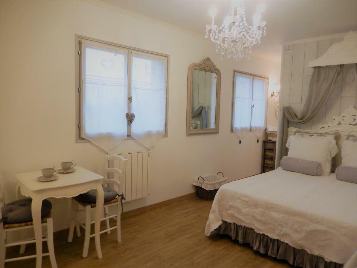 La Cordonnerie De Reau Bed & Breakfast Exterior photo