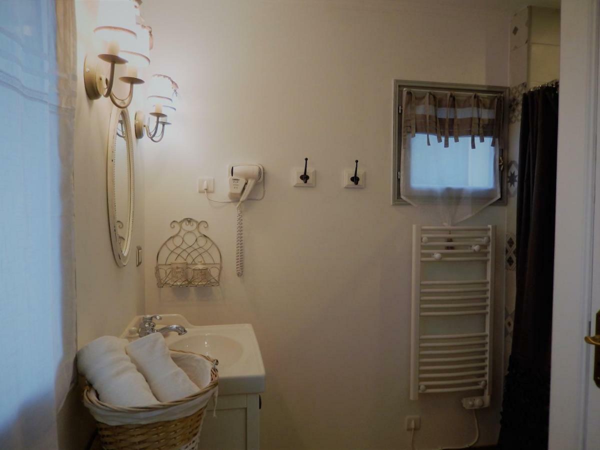 La Cordonnerie De Reau Bed & Breakfast Exterior photo